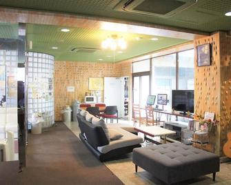 Juyoh Hotel - Tokio - Wohnzimmer
