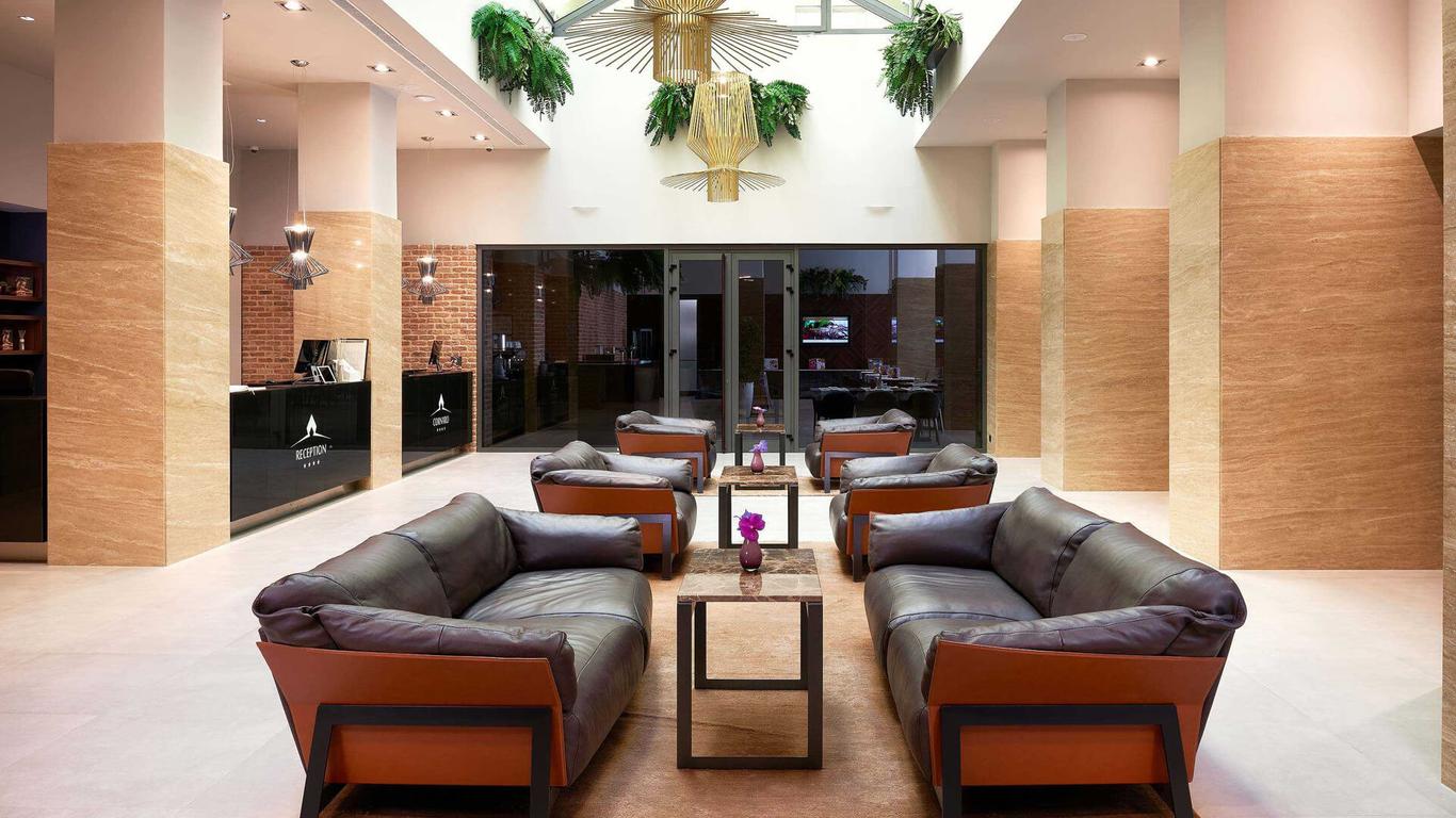 كورنارو هوتل