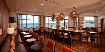 Image of hotel: Hampton Inn Marquette-Waterfront