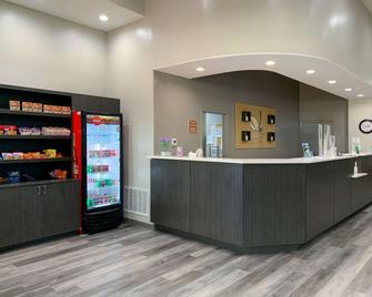 Quality Suites Houston Nw Cy-Fair - Houston - Front desk