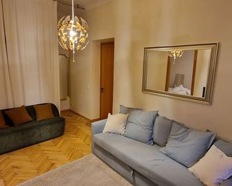 Tyzen38 Luxury Apartment - Vilnius - Living room