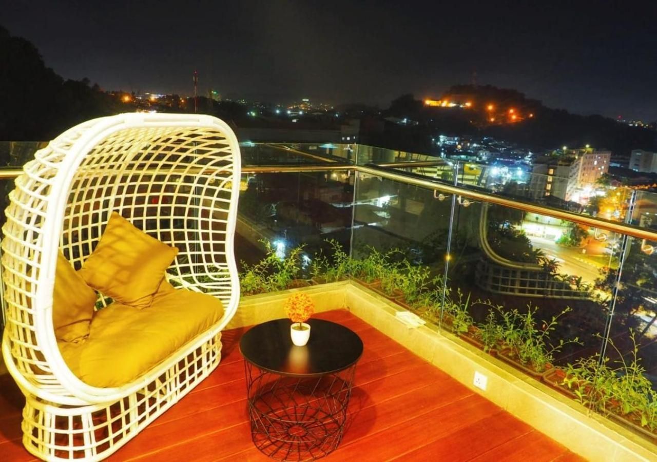 King's Hotel Nagoya Batam thumbnail 2