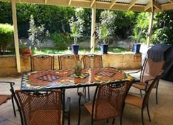 Duck Inn - for a perfect stay - Subiaco - Patio