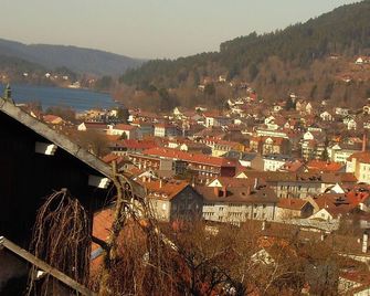 Maison spacieuse près de Gérardmer avec vue sur le lac - Gérardmer - Extérieur