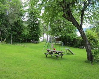 Eagle View Resort - Blind Bay - Patio