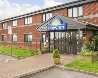 Days Inn by Wyndham Sheffield M1 - Sheffield - Bygning