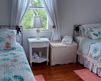 Near Cape Charles and Kiptopeke Beaches - Cape Charles - Schlafzimmer