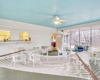 Central and Ornate Sewanee Home with Screened-In Porch - Sewanee