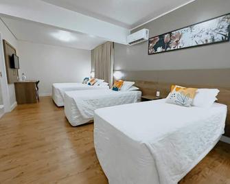Hotel Bella Camboriú - Balneário Camboriú - Bedroom