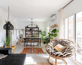 Sitges Mediterranea - Sitges - Wohnzimmer