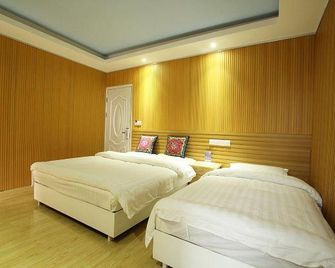 Xijiehoujie Hostel - Guilin - Bedroom