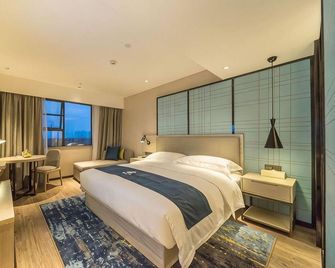 Echarm Hotel Guangzhou Yongqingfang Zhongshan 8th Road Metro Station - Cantón - Habitación