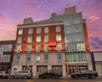 Red Roof PLUS+ Brooklyn - Flatbush Ave - Brooklyn - Edificio
