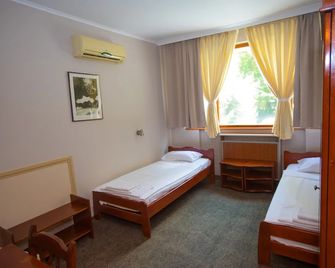 Ustra Hotel - Kardzhali