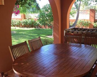 bougainvillea house - Canet de Berenguer - Patio