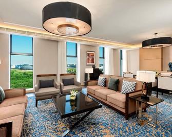 Sheraton Changchun Jingyuetan Hotel - Changchun - Sala de estar