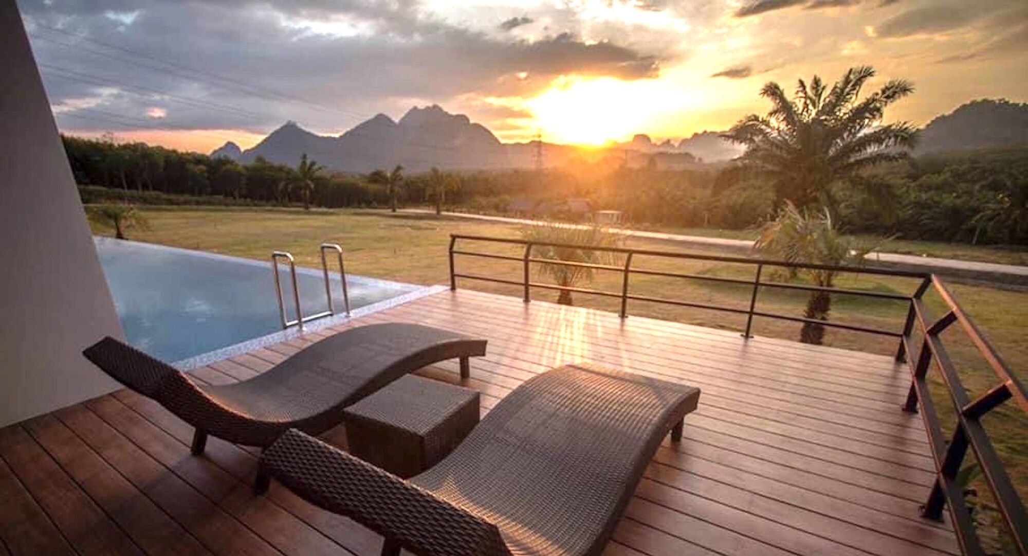 بيلونج جين ذا دام هوتل آند ريزورت