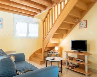 Holiday Home de Beaumont by Interhome - Carentan-les-Marais - Wohnzimmer