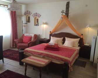 Domizil Hotel Düren 'Kastanienhof' - Düren - Bedroom
