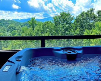 The Lodge - Dandridge