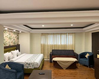 Hotel Shiva Continental - Mussoorie - Bedroom