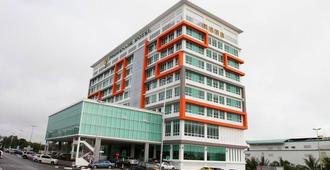 Promenade Hotel Bintulu - Bintulu - Building