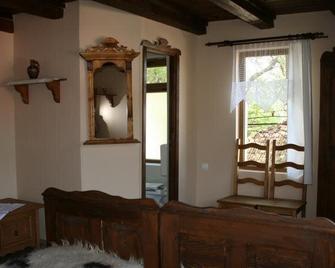 Arts and Crafts Guesthouse - Baia Sprie - Kamervoorziening