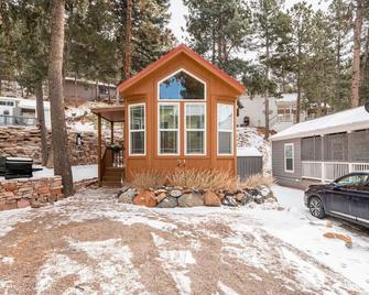 Heart Of Santacon: 2br Tiny Ski Home W Bbq - Woodland Park - Edificio