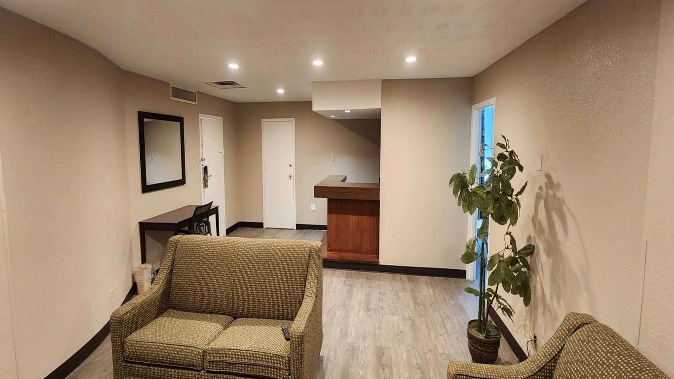 Days Inn Fort Wright Cincinnati Area