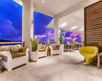 Ceblue Villas & Beach Resort - The Valley