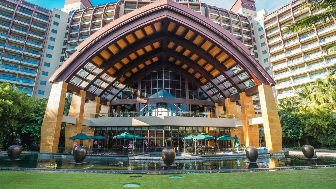 Pullman Oceanview Sanya Bay Resort & Spa