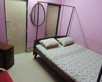 Hotel Paying Guest - Jalpāiguri - Bedroom