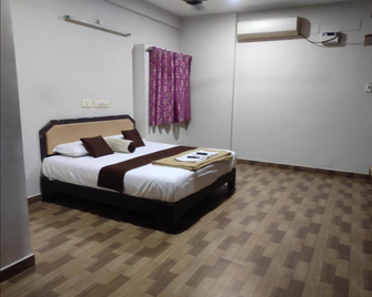 subasree cottage - Kāraikāl - Bedroom