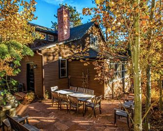 The Outlook Lodge - Green Mountain Falls - Patio