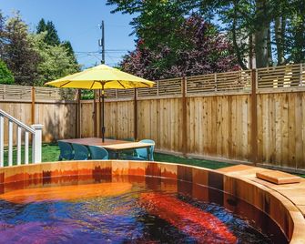 Maple Leaf Craftsman - Hot Tub, Ac, Dog Friendly - Seattle