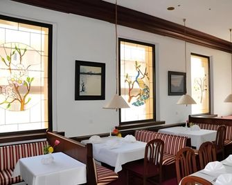 Parkhotel Wörlitz - Woerlitz - Restaurant