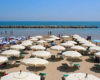 Residence Stella Marina - Cupra Marittima - Beach