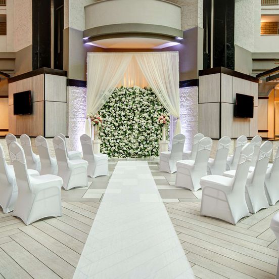 Embassy Suites by Hilton Jacksonville Baymeadows image 1