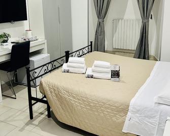 Imera Rooms - Rome - Bedroom