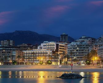 H10 Porto Poniente - Benidorm - Utomhus