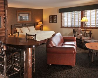 Cedar Creek Hotel Wausau - Rothschild - Rothschild