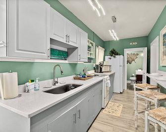 Casa Maria 3- Historic Charming Apt, Steps to everything downtown! - St. Augustine - Kuchyň