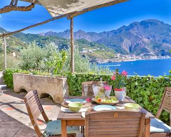 Star Fish House - Amalfi - Budynek