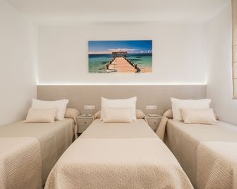 Hostal Romerito - Malaga - Soverom