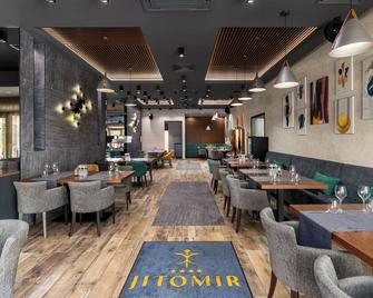 Jitomir Hotel - Монтана - Ресторан