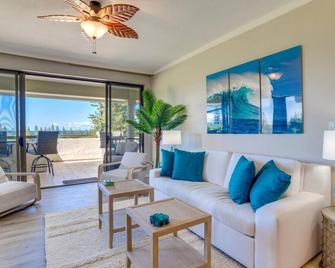 Kbm Resorts Free Car Kapalua Golf Villa Kgv-17t5 Remodeled Ocean View - Kapalua - Living room