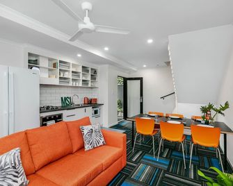 Redhill Cairns Living - Gatton St - Cairns