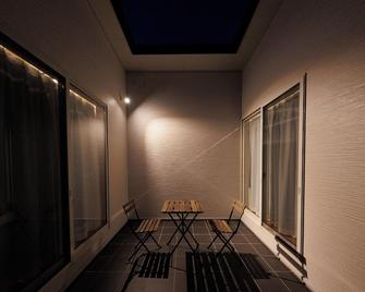 Kaibenibetsu Kaibenbetsu Nagatomisumi Building / Nagato Yamaguchi - Nagato - Balkon