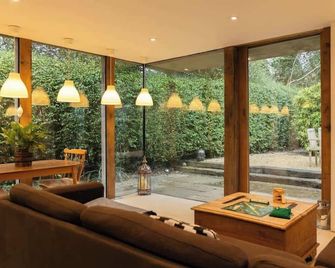 The Hideaway - A cosy retreat by the lakes - South Cerney - Salon