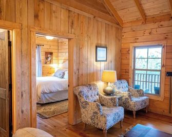Pinhoti Ridge Retreat Cabin 5, Sunset Point - Talladega - Sala de estar
